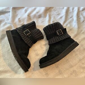 Black Uggs Y6 Pre Loved